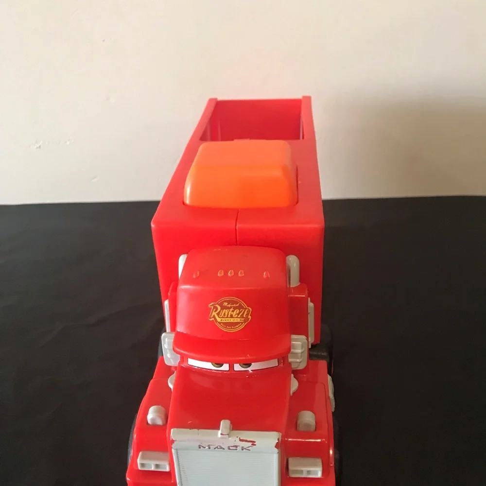 Cars Lightning McQueen Red Toy Hauler Truck Collectible Rare